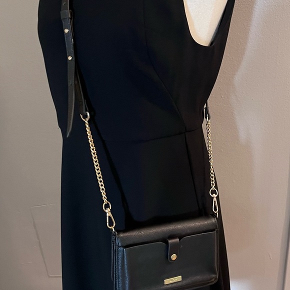 Aritzia Babaton Petros Dress Black
Halter Skater Simple Chic 8 - Picture 4 of 8